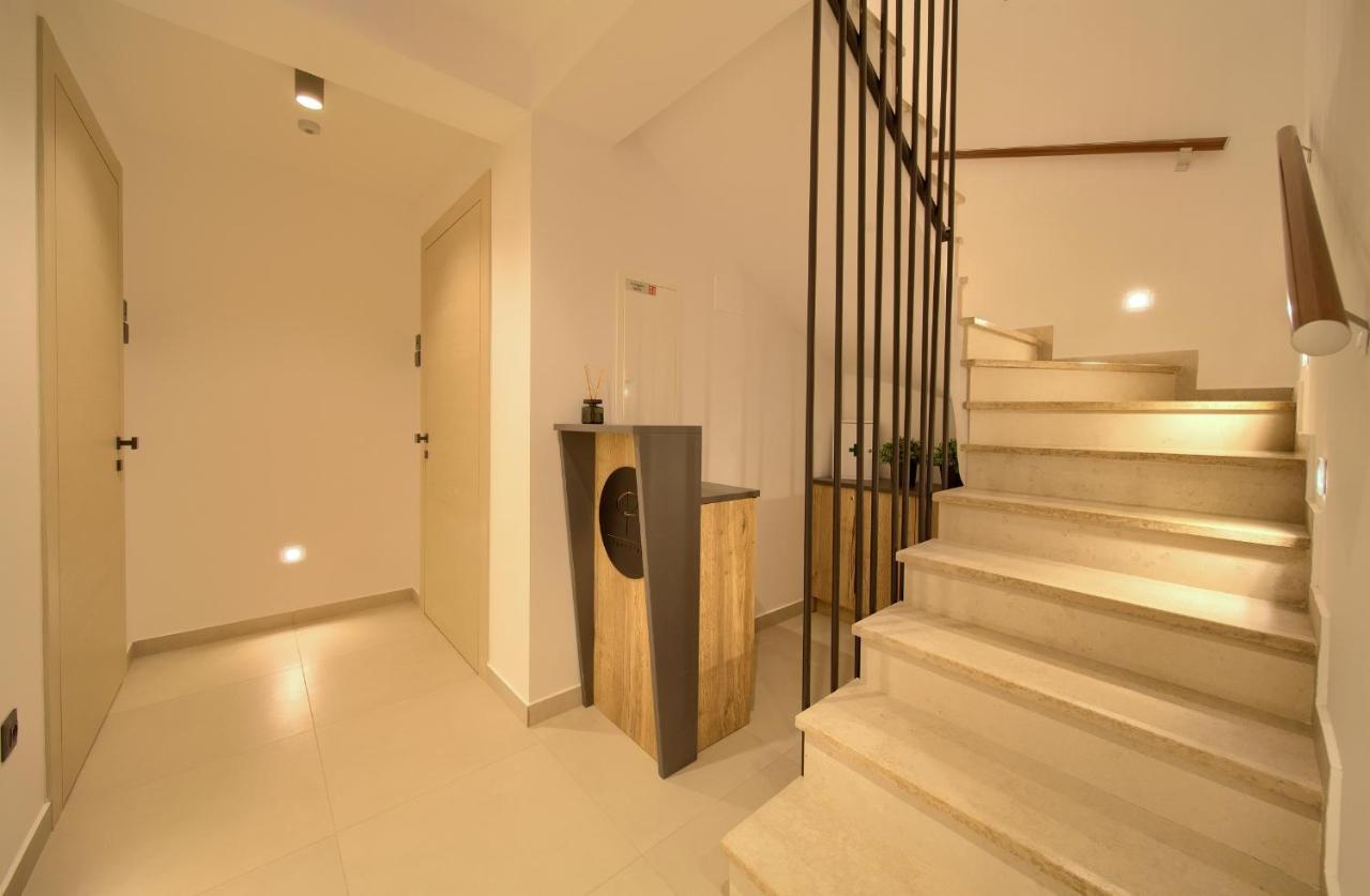 Portella Rooms Krk Town Esterno foto