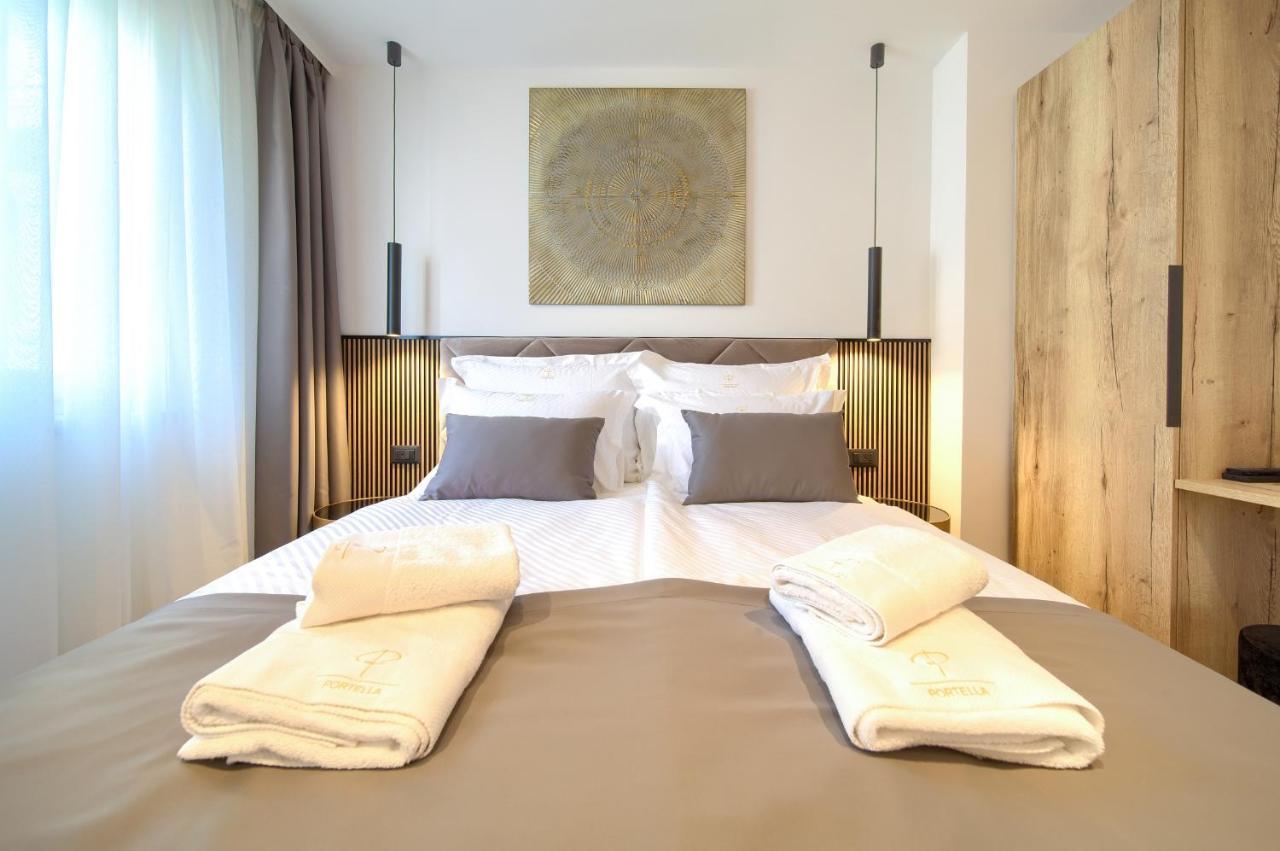 Portella Rooms Krk Town Esterno foto