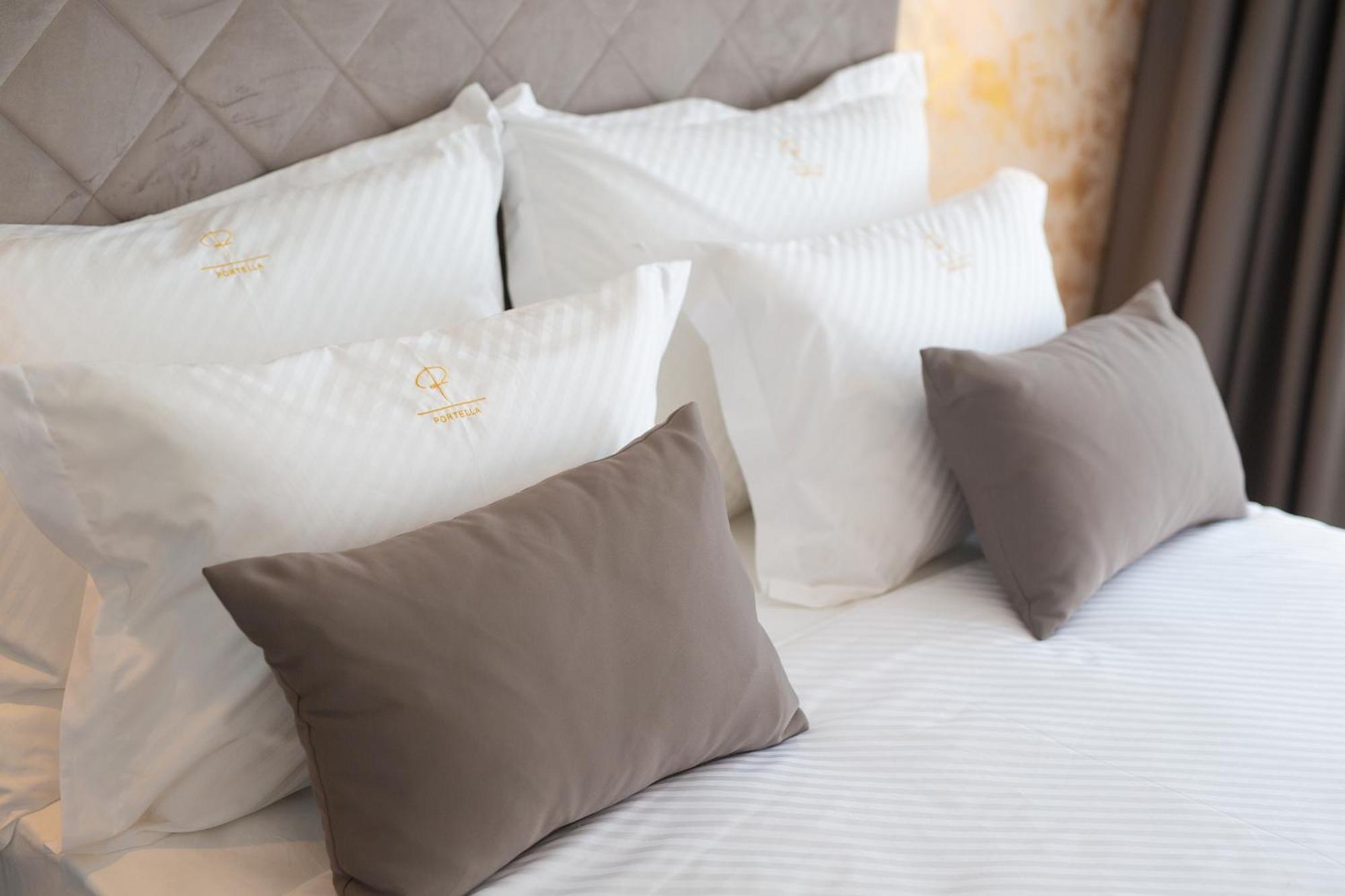 Portella Rooms Krk Town Esterno foto