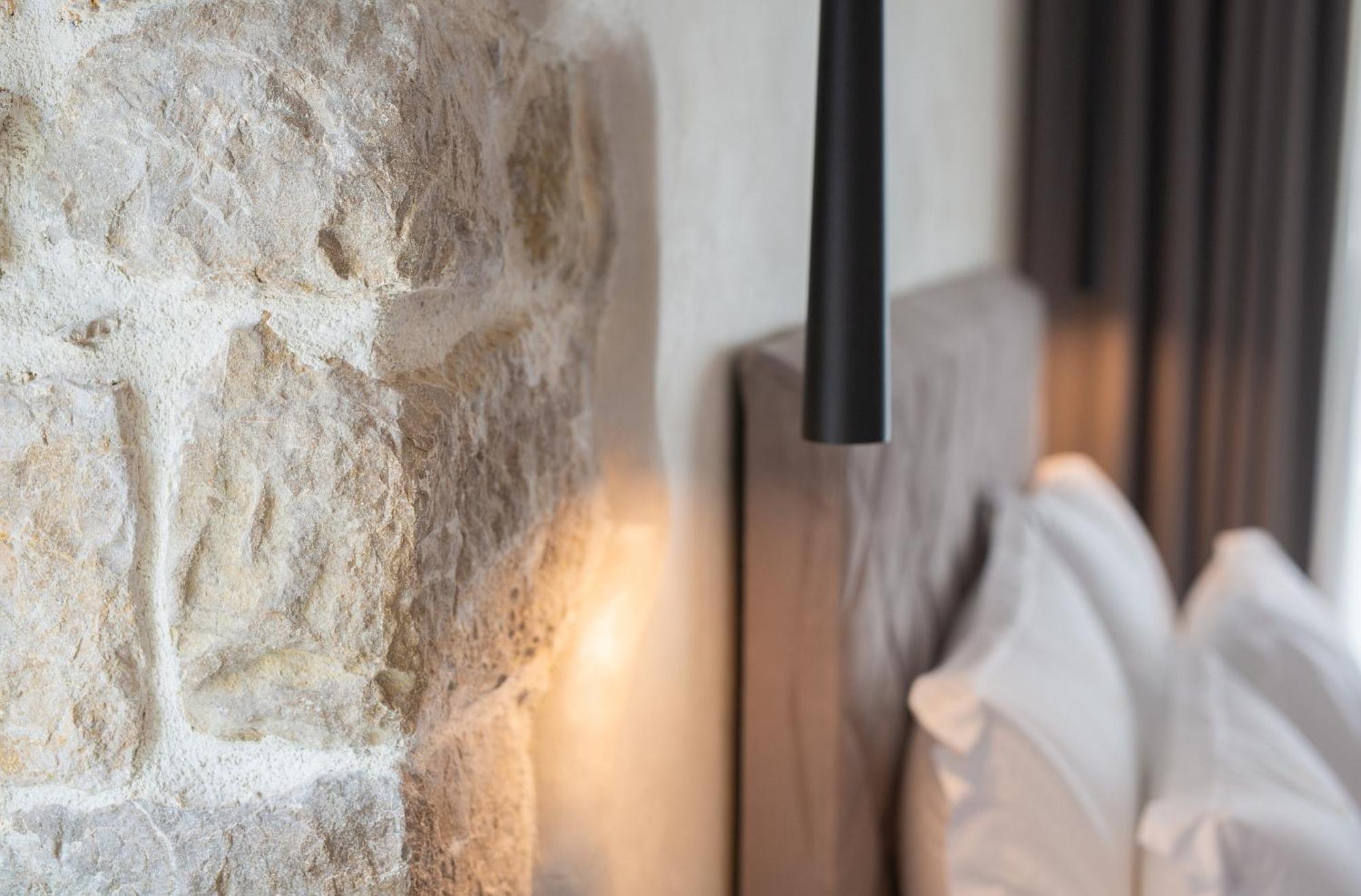 Portella Rooms Krk Town Esterno foto